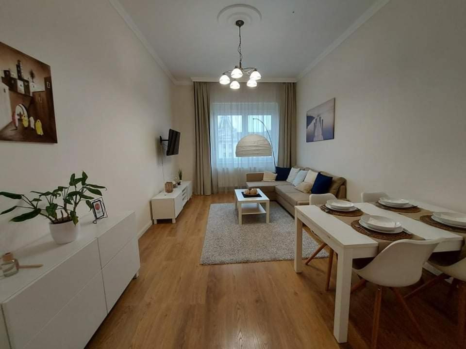 Alfoeldi Palace Apartman Debrecen Exterior foto